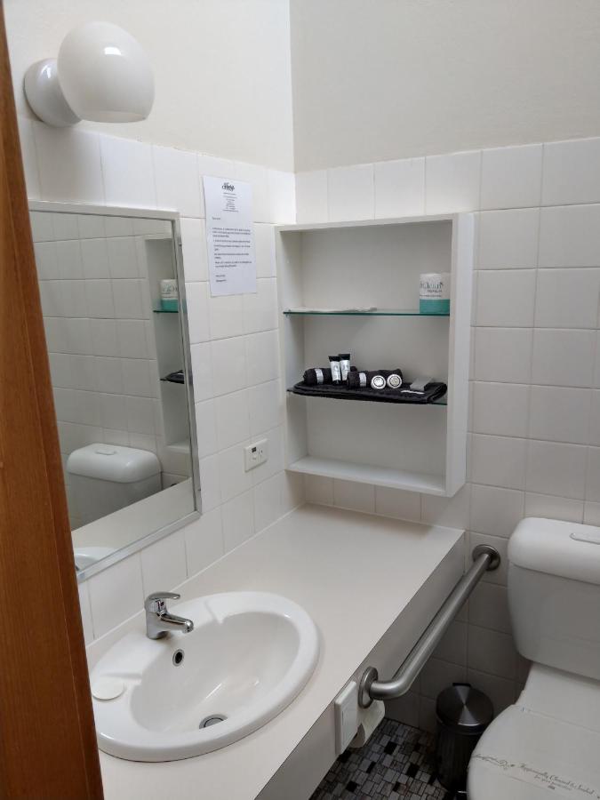 Henry'S Quirindi Hotel Ngoại thất bức ảnh