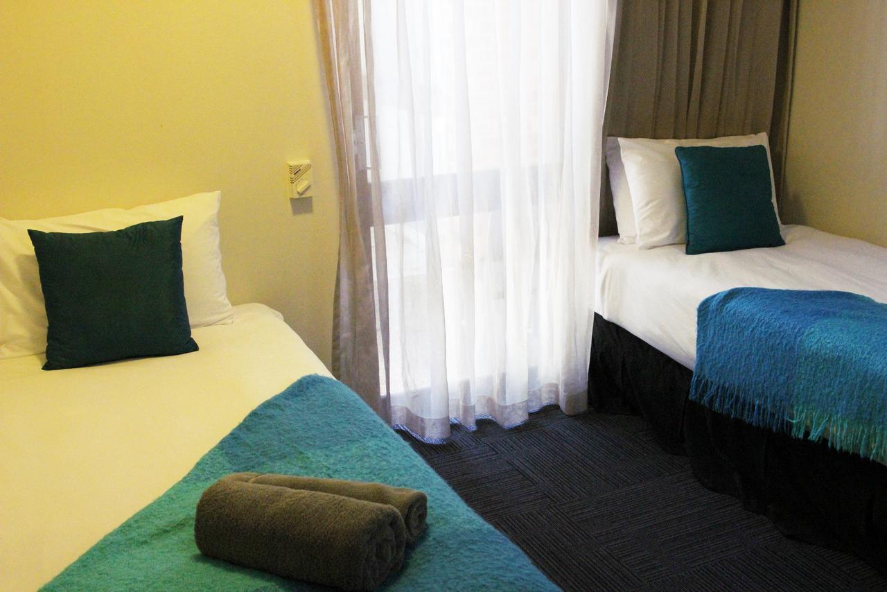 Henry'S Quirindi Hotel Ngoại thất bức ảnh