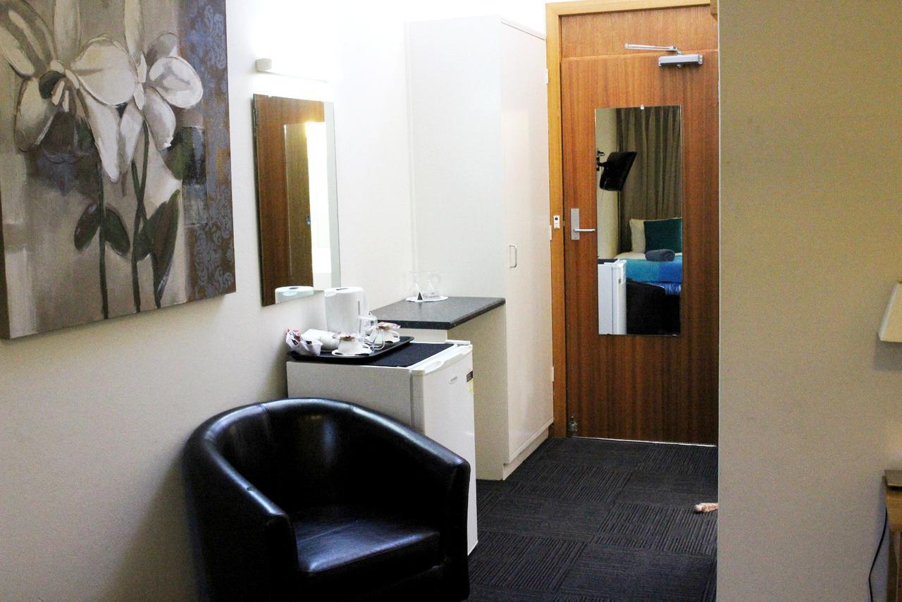 Henry'S Quirindi Hotel Ngoại thất bức ảnh