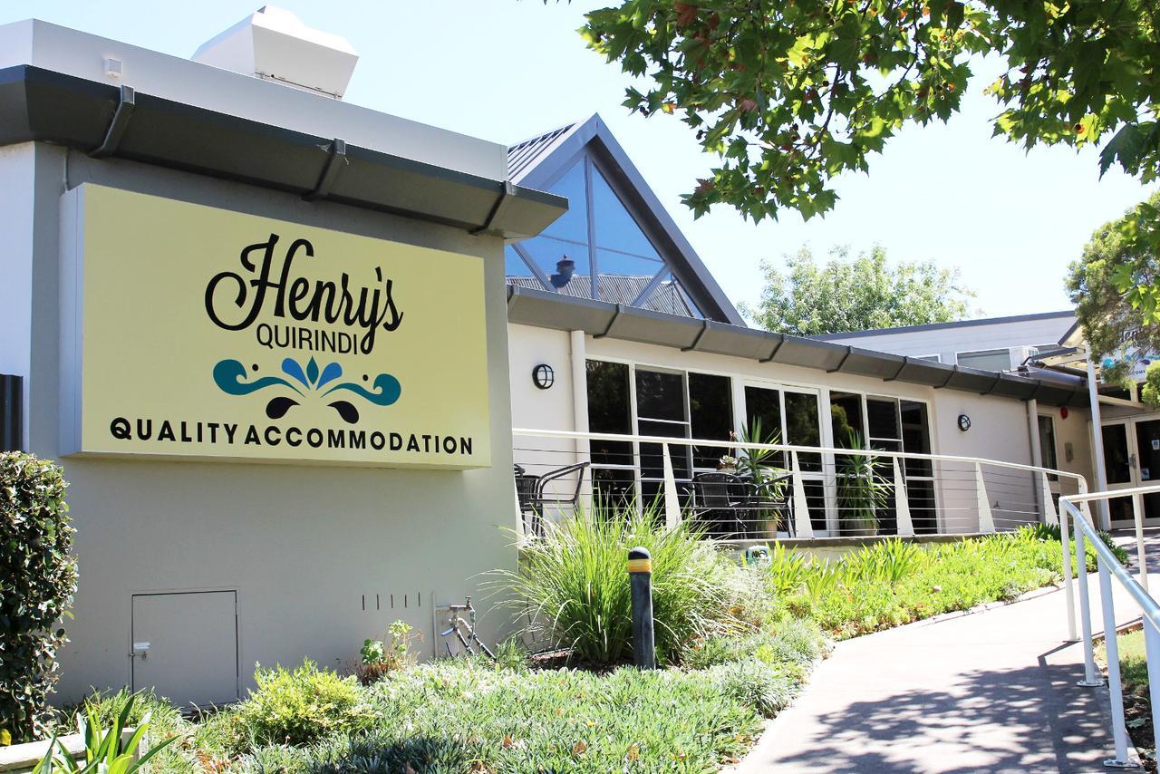 Henry'S Quirindi Hotel Ngoại thất bức ảnh